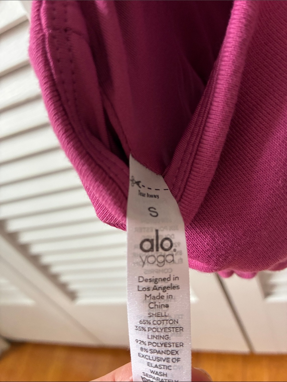 Alo Yoga Raspberry Joggers and Crop Top, S - Picture 8 of 8